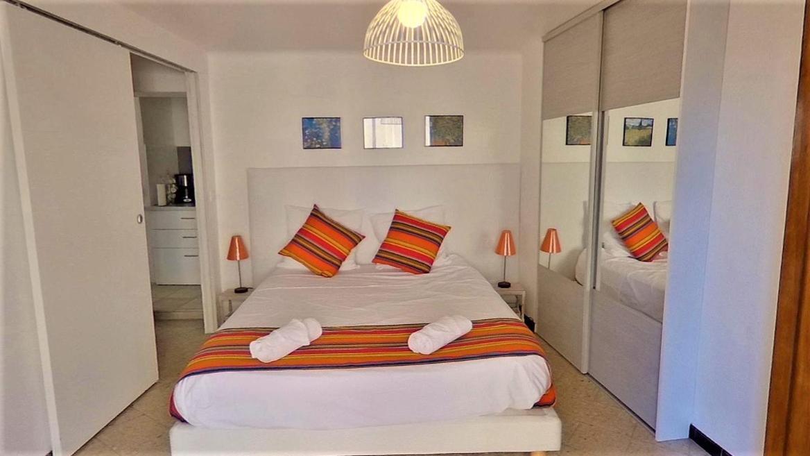 Apartmán La Terrasse Ensoleillee Arles Camargue Exteriér fotografie